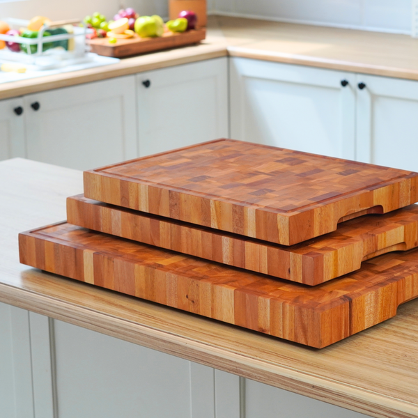 Mahogany End-Grain Wood Cutting Board – 20×13×1.6″ Butcher Block | Handmade in Bali – Silky-Smooth,  Knife‑Friendly, Ergonomic Grips & Non‑Slip Feet