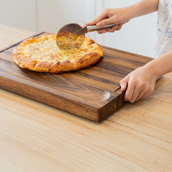 Walnut Wood Cutting Board – 17x13x1.6" Charcuterie | Handmade in Bali - Silky-Smooth, Juice Groove, Sorting Compartment, Knife‑Friendly, Ergonomic Grips & Non‑Slip Feet